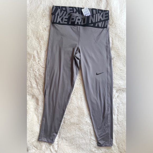 Nike Grey Leggings CROSSOVER Waist size Medium - Picture 4 of 8